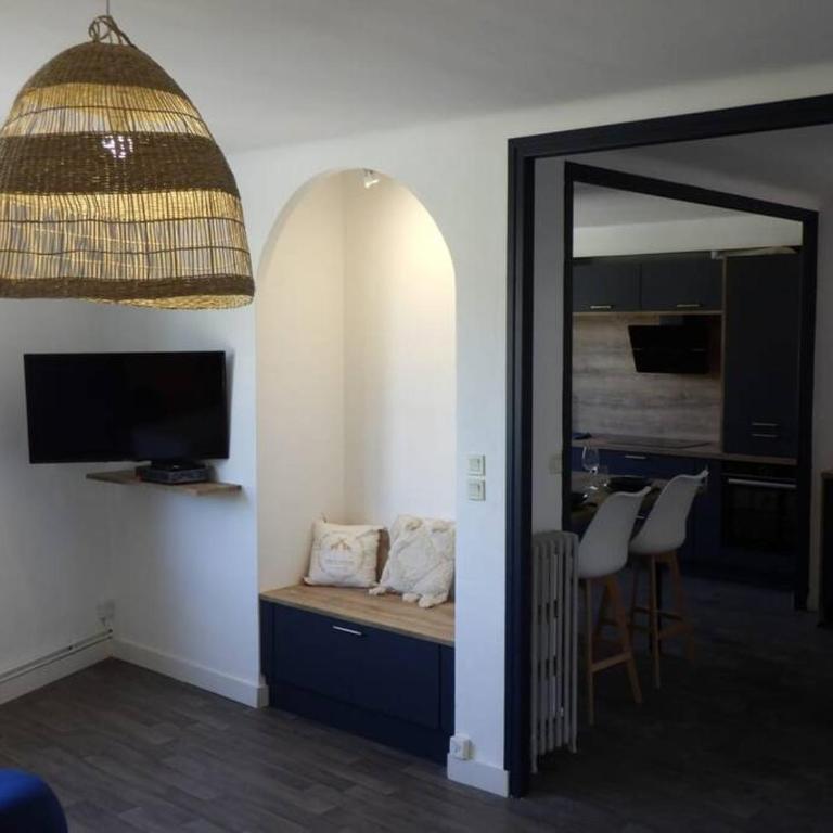 Spacieux appartement au pied de la cité médiévale - Apartment mit 2 Schlafzimmern - 5