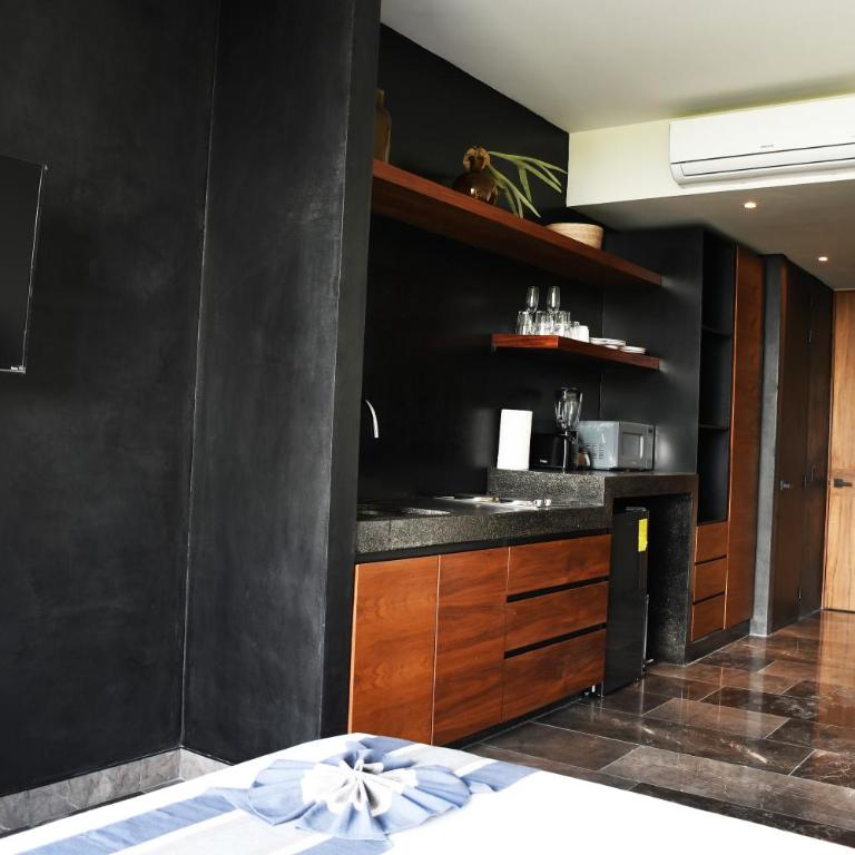 IIK Tulum Luxury Condo by Spot Rentals - Luxury Suite with Private Balcony - 1