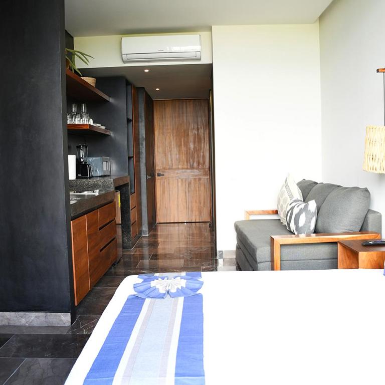 IIK Tulum Luxury Condo by Spot Rentals - Luxury Suite with Private Balcony - 5