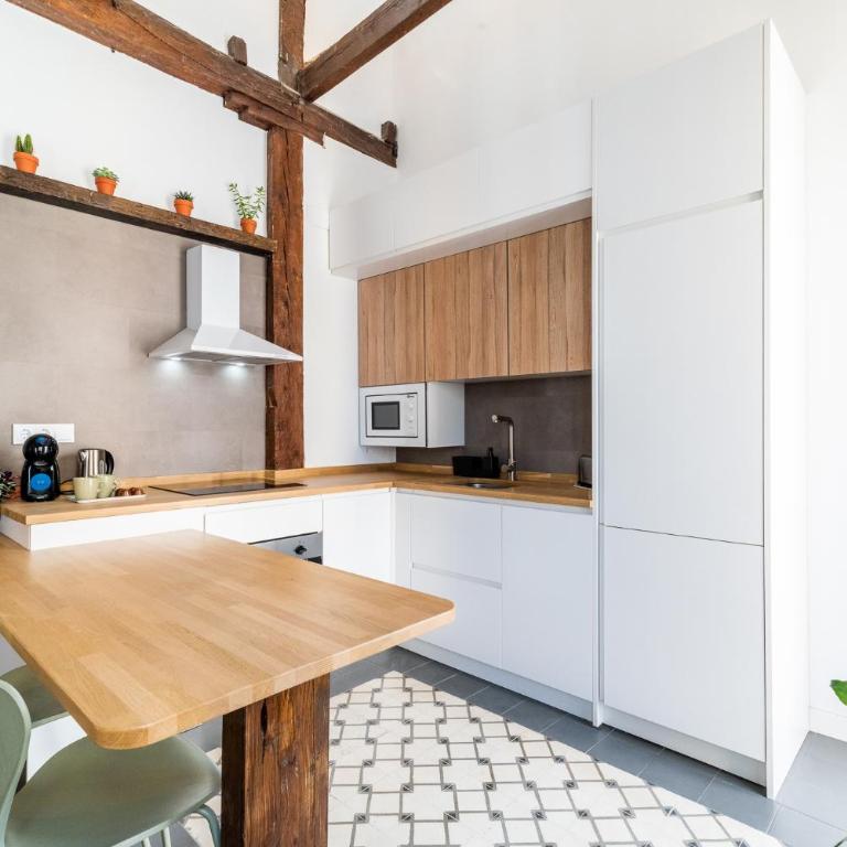Ma&to Alhóndiga Aparts - Two-Bedroom Apartment - 4