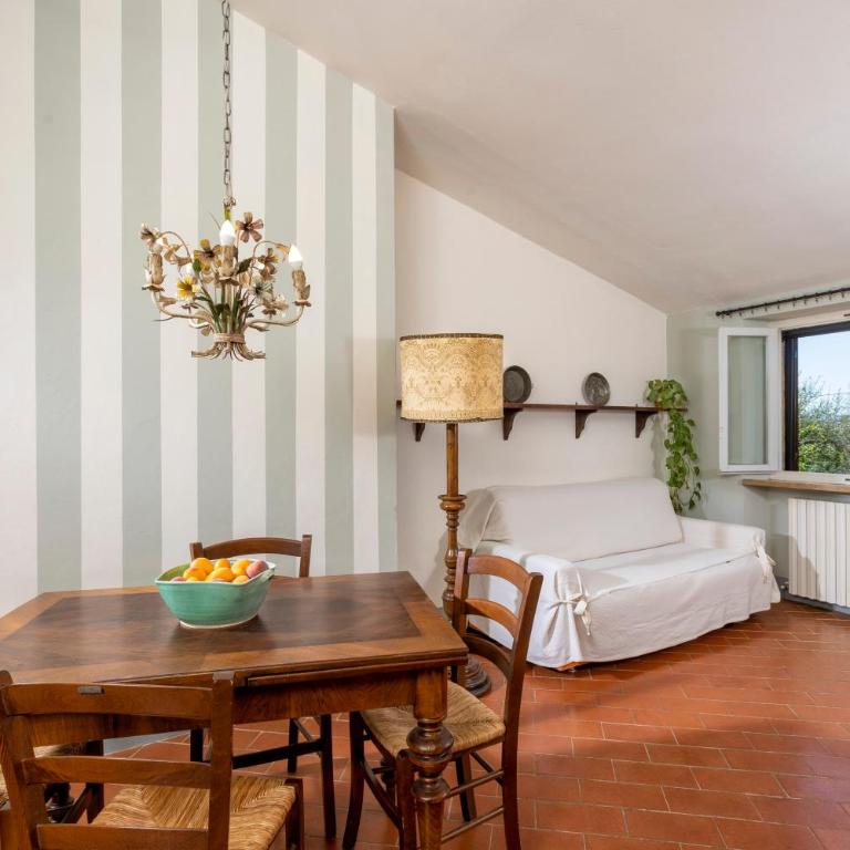 CasaLeTolfe Residence - Appartamento con 2 Camere da Letto e Terrazzo in Comune - 5