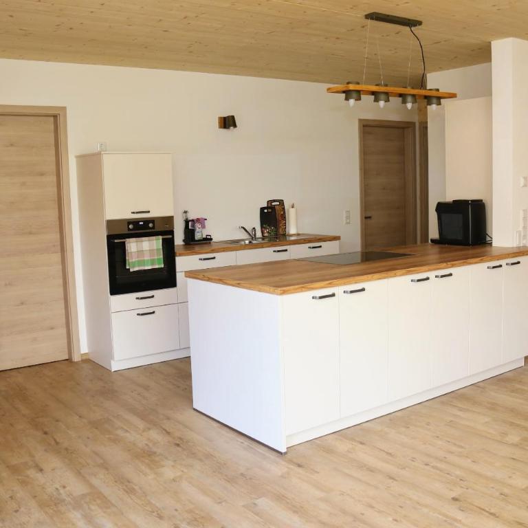 BaumKrone im Happy Allgäu - 2-stöckige Wohnung mit Wohnnetz - Three-Bedroom Apartment - 3