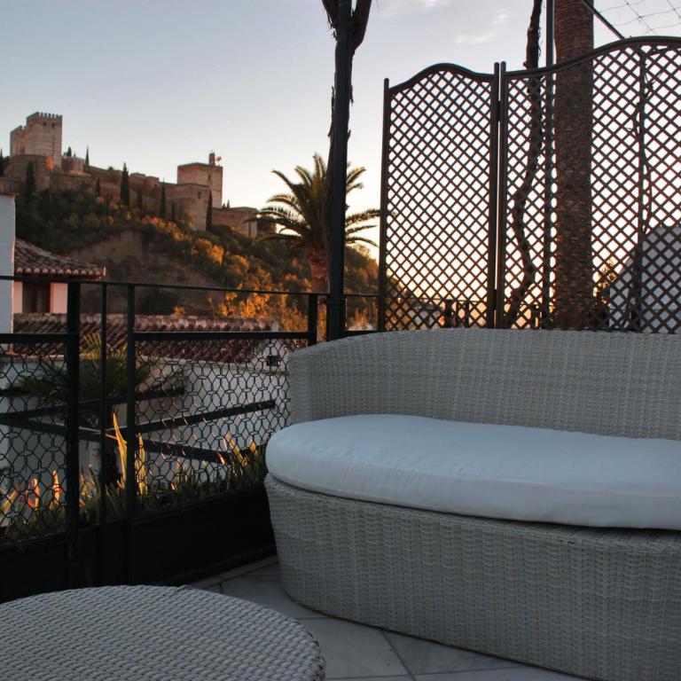 Suite Comares - Deluxe Double Room with Balcony - 4