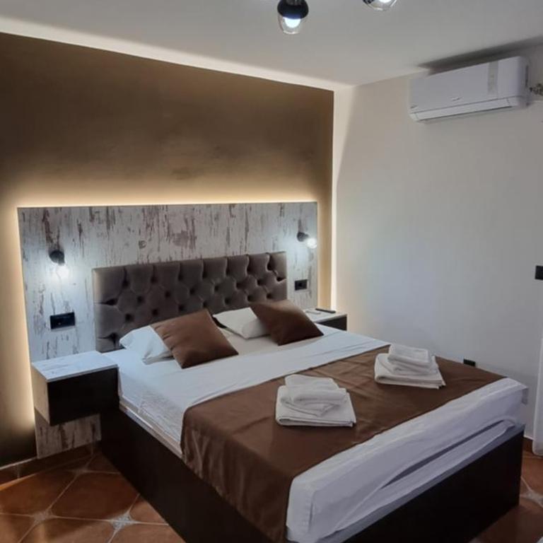 Deluxe Apartmani Vila Pejovic Sutomore - Apartment with Sea View - 1