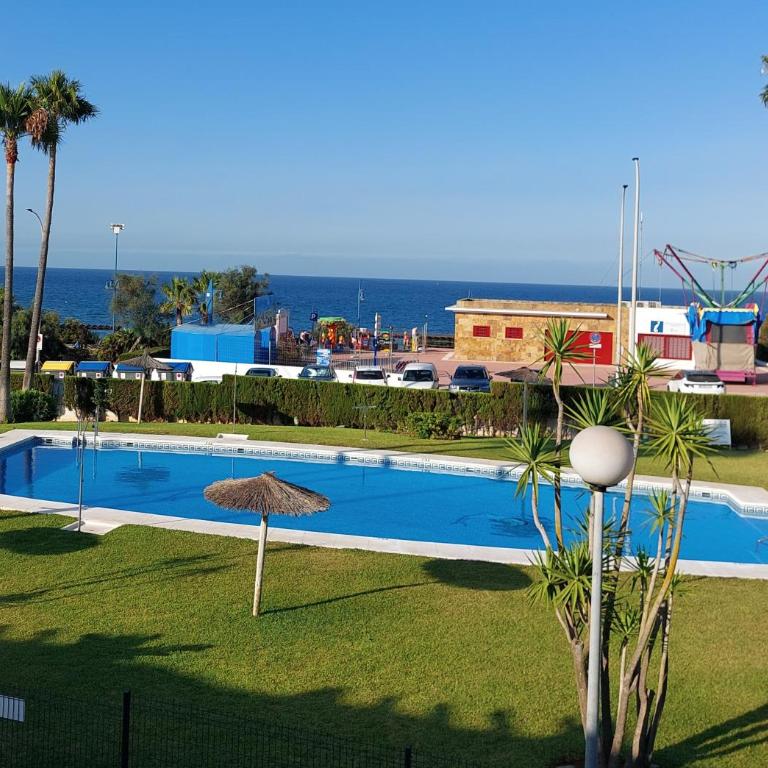 Precioso apartamento en primera línea de playa de la Barrosa - Apartamento de 2 dormitorios - 7