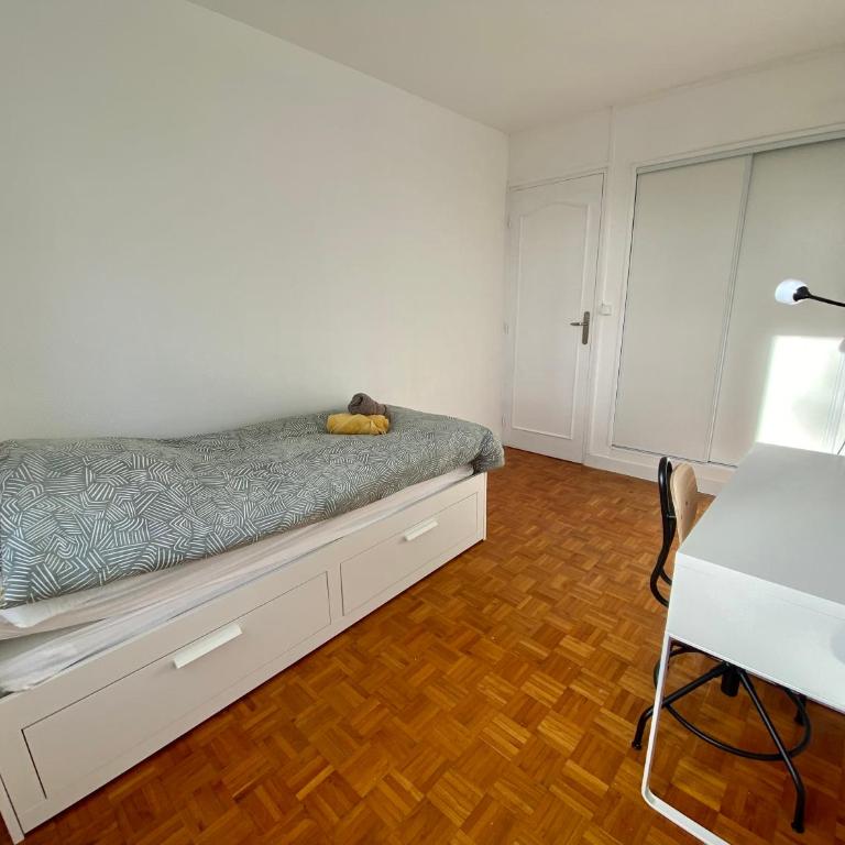 Appt T4 proche du centre - ville de Rouen - 045 - Appartement 3 Chambres - 7