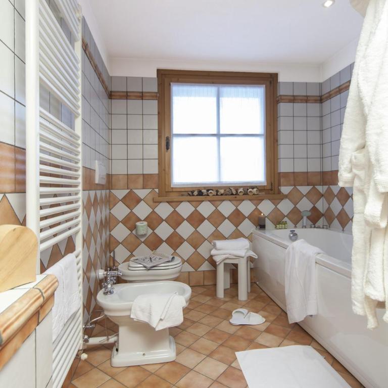 Chalet Mattias - Suite con Vasca Idromassaggio (2 Adulti) - 3