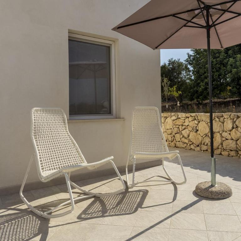 I Gelsomini Guest House - Camera Matrimoniale Deluxe con 1 Letto Supplementare - 7