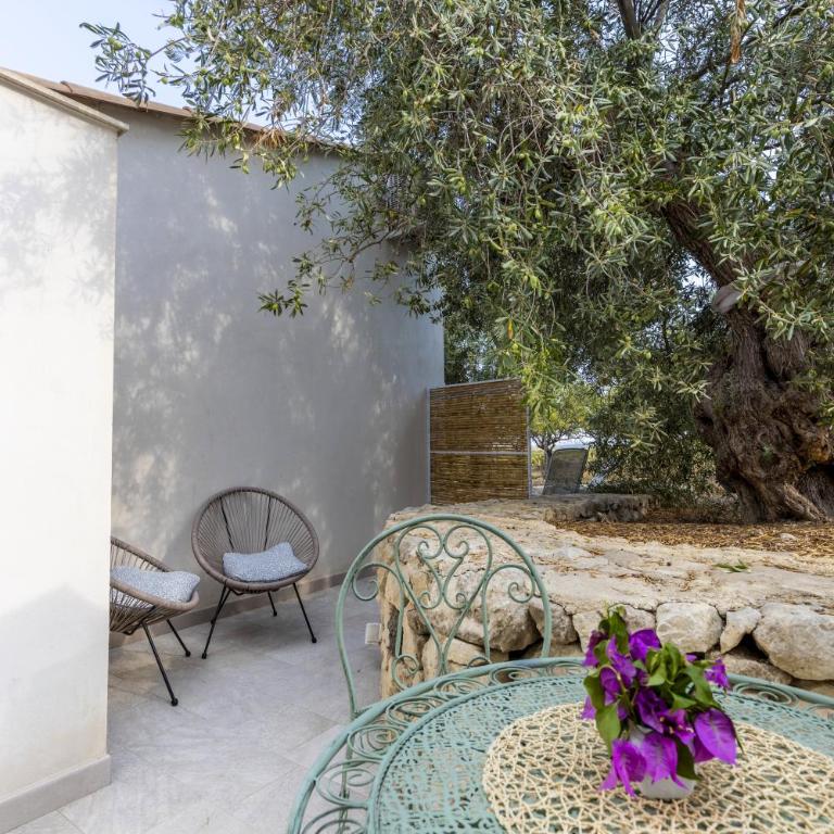 I Gelsomini Guest House - Camera Matrimoniale Deluxe con 1 Letto Supplementare - 2
