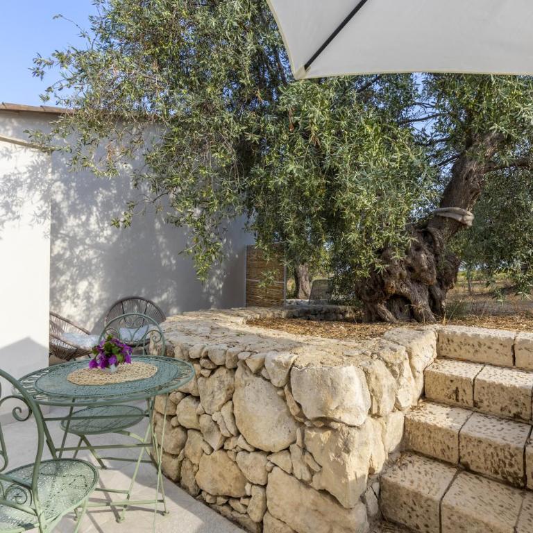 I Gelsomini Guest House - Camera Matrimoniale Deluxe con 1 Letto Supplementare - 7