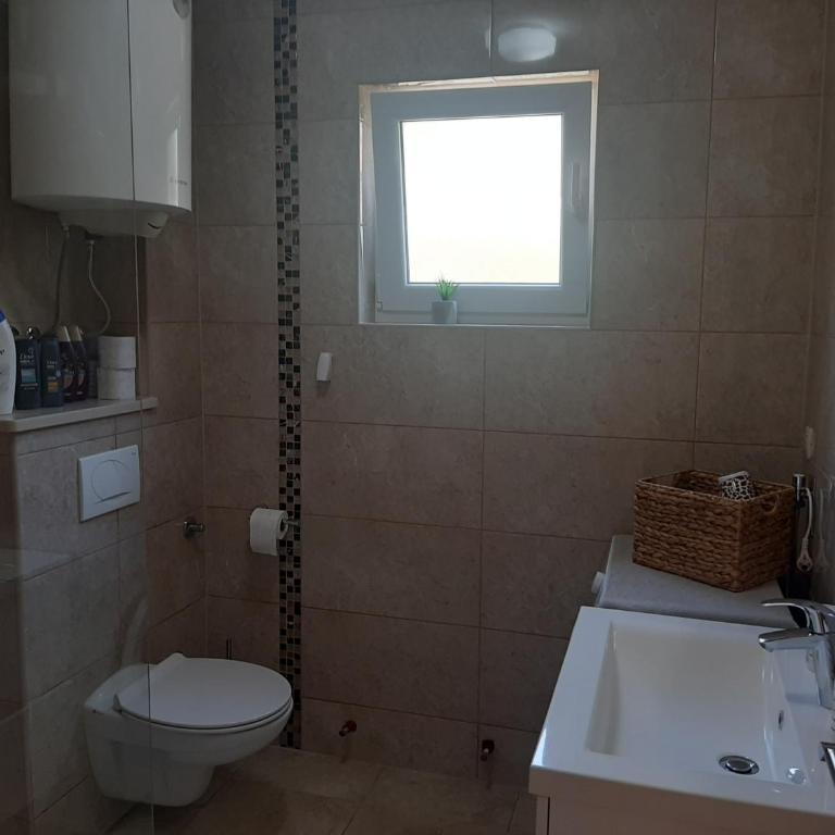 Guest House NO 13 - Three-Bedroom Apartment - 22