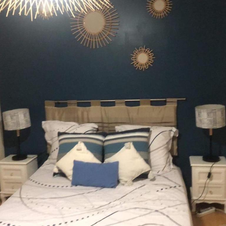 Cauquilha SPACIEUX APPARTEMENT BOURGEOIS EN CENTRE VILLE - Two-Bedroom Apartment - 6