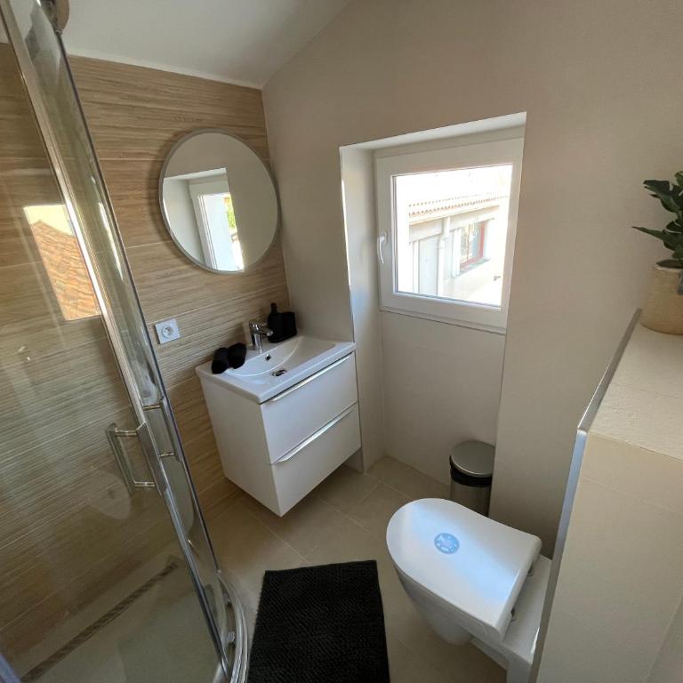 Nice Renting - FERSEN - 2 Rooms Vieil Antibes - AC - Safranier - Big Terrace - Appartement 1 Chambre - 5
