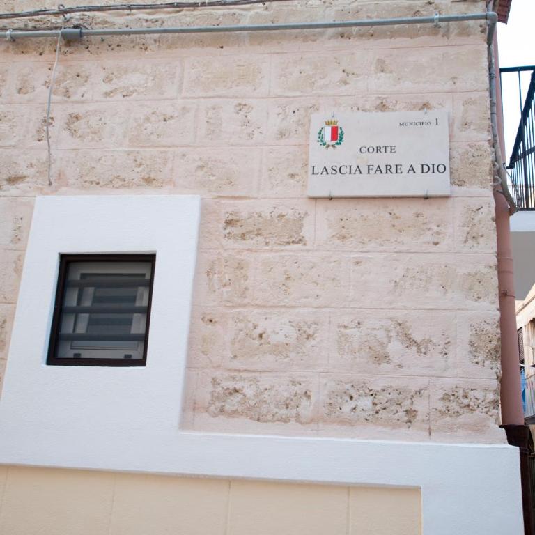 Just Here apartments - Lascia Fare a Dio - Appartamento con 2 Camere da Letto - 24