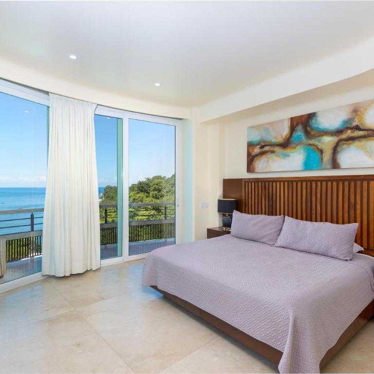 Boca de Tomatlán Luxury Boutique Hotel Accommodations - Suite Executive - 3