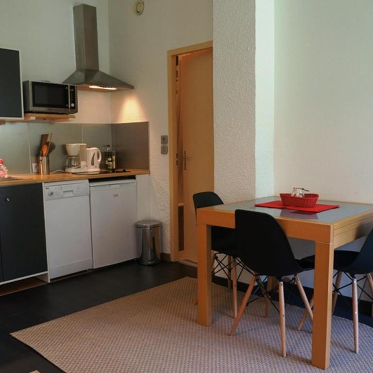 Appartement cosy au centre de Chamonix avec jardin, 2 pièces, bien équipé, accepte animaux - FR-1-507-29 - Apartment (4 Erwachsene) - 3