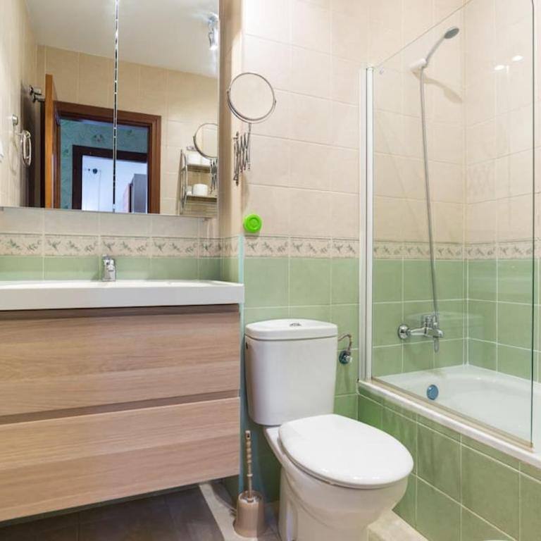 Bright, quiet and nice ground floor in the center - Apartamento de 2 dormitorios - 16