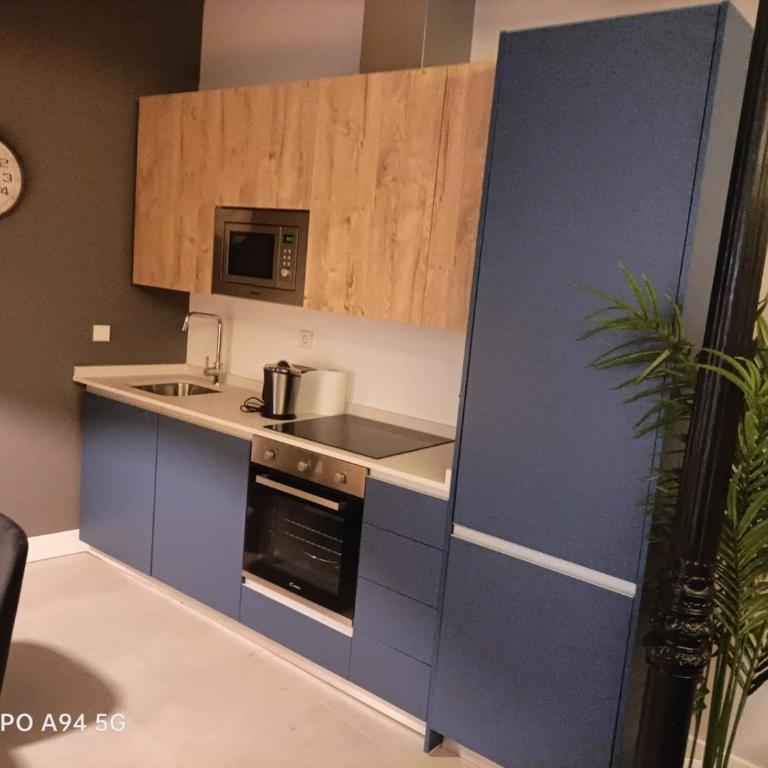 Gran Vía. Salud. Puerta del Sol. Callao. - Three-Bedroom Apartment - 37