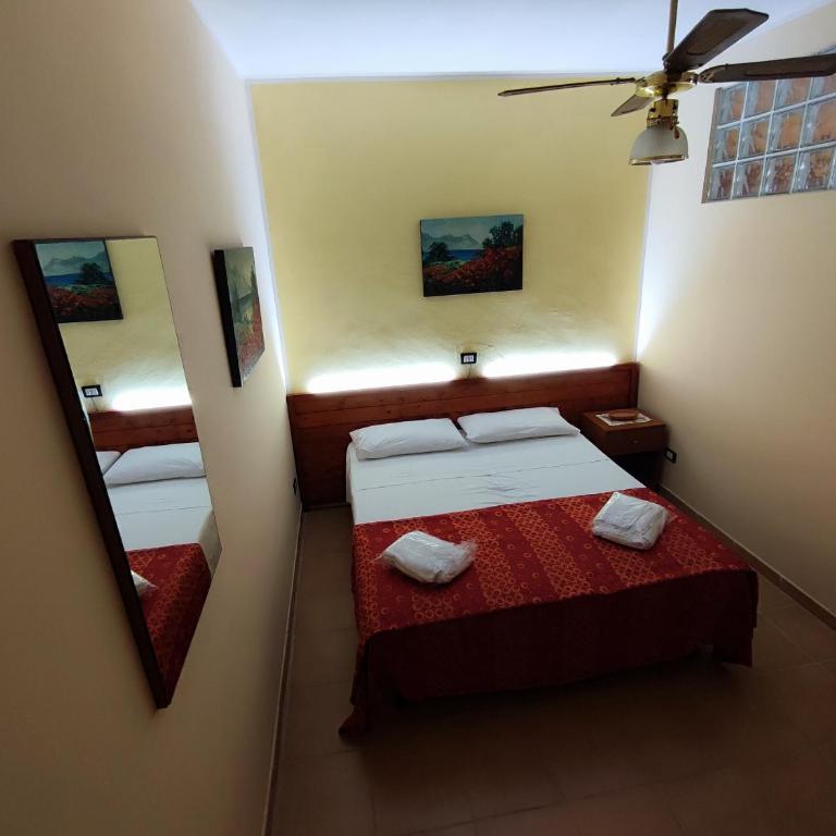 Sanmarcomare - Two-Bedroom Apartment - 16