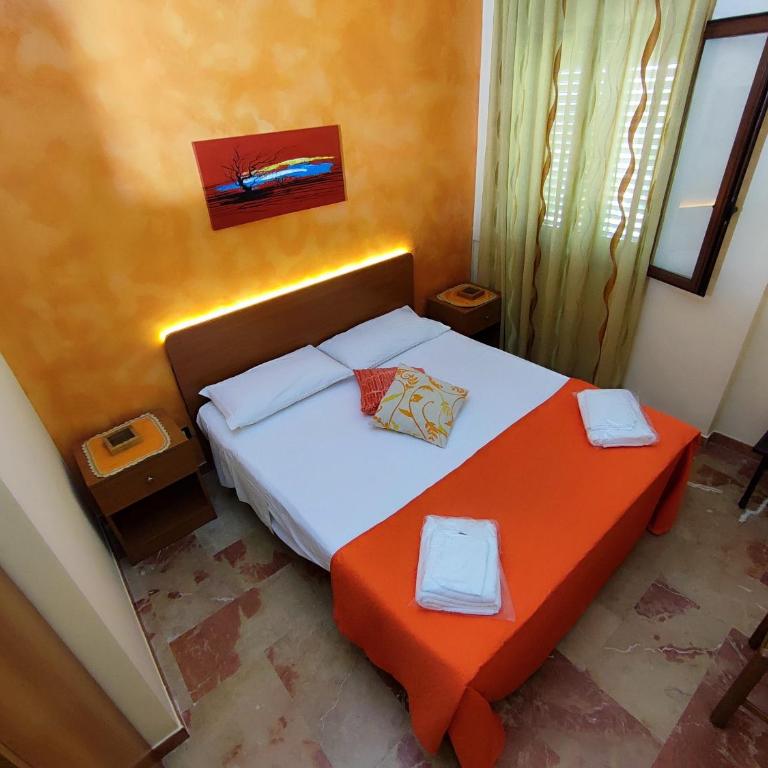 Sanmarcomare - Three-Bedroom Apartment - 11