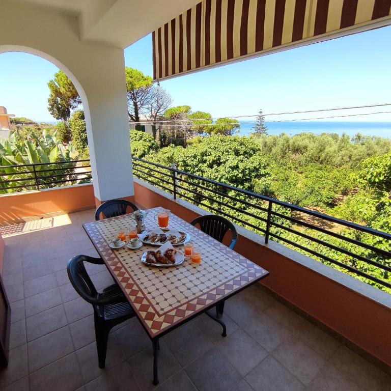 Sanmarcomare - Three-Bedroom Apartment - 8