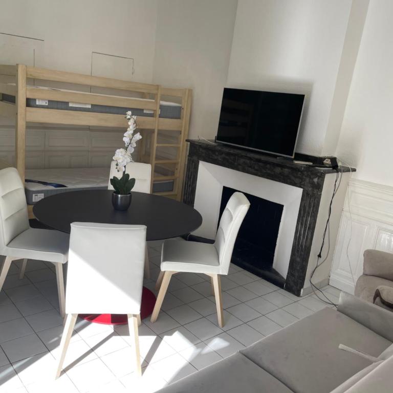 Maison du Cloitre Couvent des Carmes - Apartment - 13