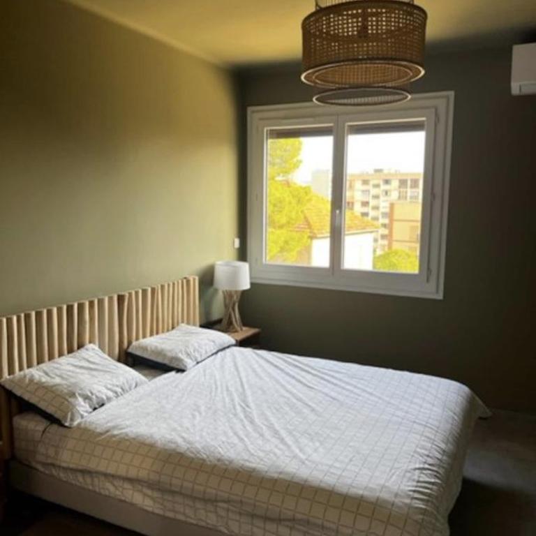 Appartement spacieux, proche centre ville. - Appartement 1 Chambre - 6