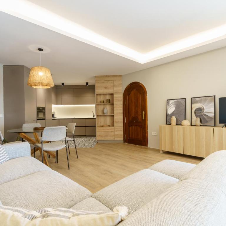 LUXURY APARTMENT Benalmadena Costa - One-Bedroom Apartment - 11