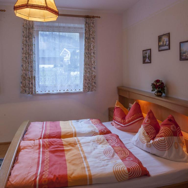 Haus Schönegger - Großes Apartment mit 1 Schlafzimmer und Balkon - 2