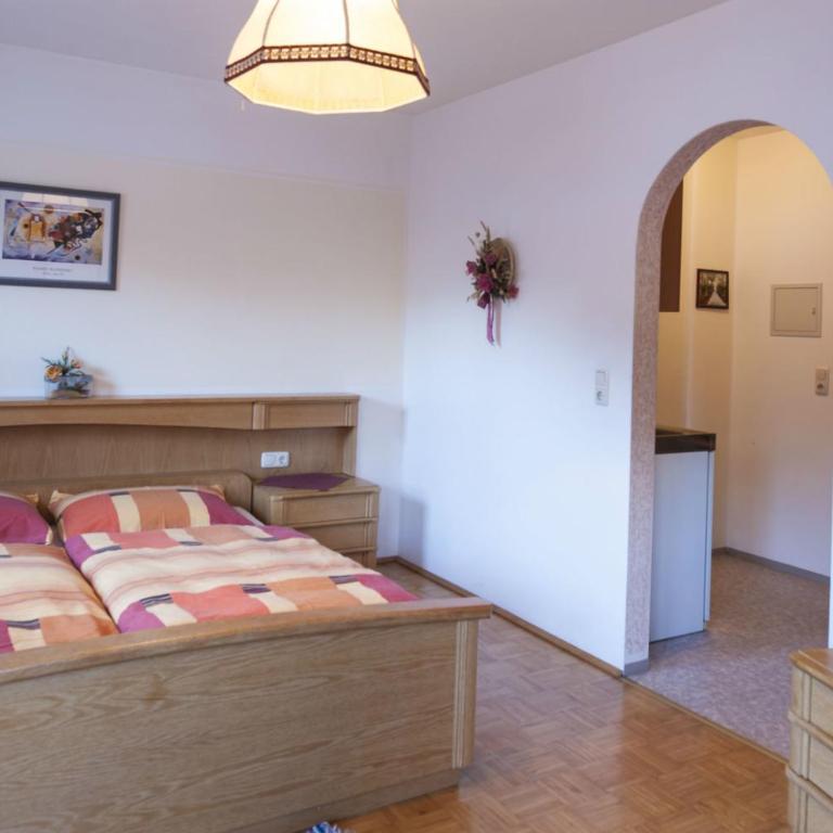 Haus Schönegger - Apartment mit 1 Schlafzimmer und Balkon - 2