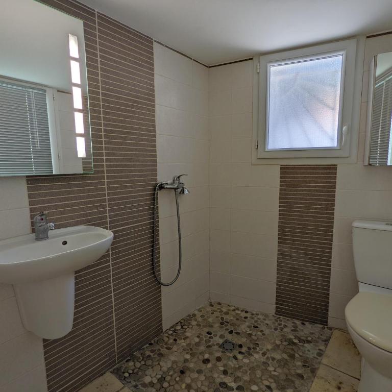 Villa 'Andercool' avec piscine utilisable en toutes saisons - Villa - 11