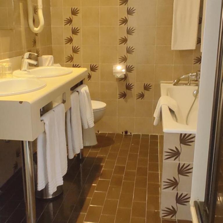 Grand Hôtel du Havre - Chambre Triple - 4