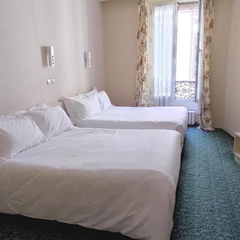 Grand Hôtel du Havre - Chambre Quadruple - 10