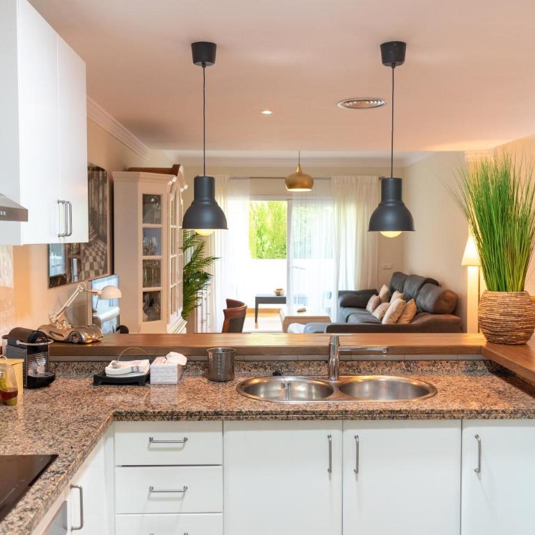 Golden Mile Duplex Marbella - Three-Bedroom Apartment - 7