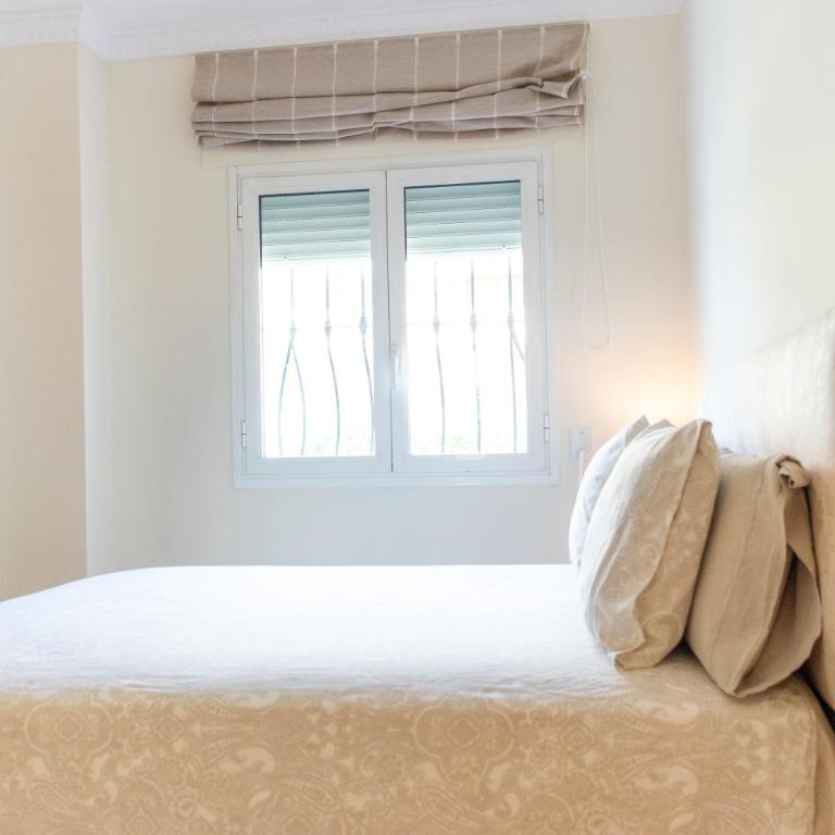 Golden Mile Duplex Marbella - Three-Bedroom Apartment - 20