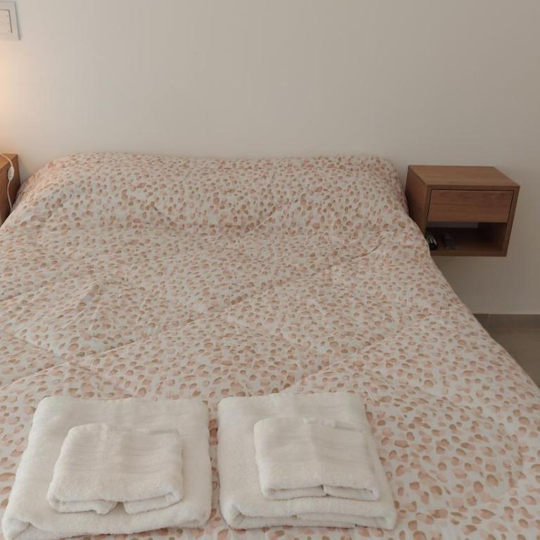 Hermoso Loft a estrenar con Patio en excelente ubicación - Apartamento Estudio - 8