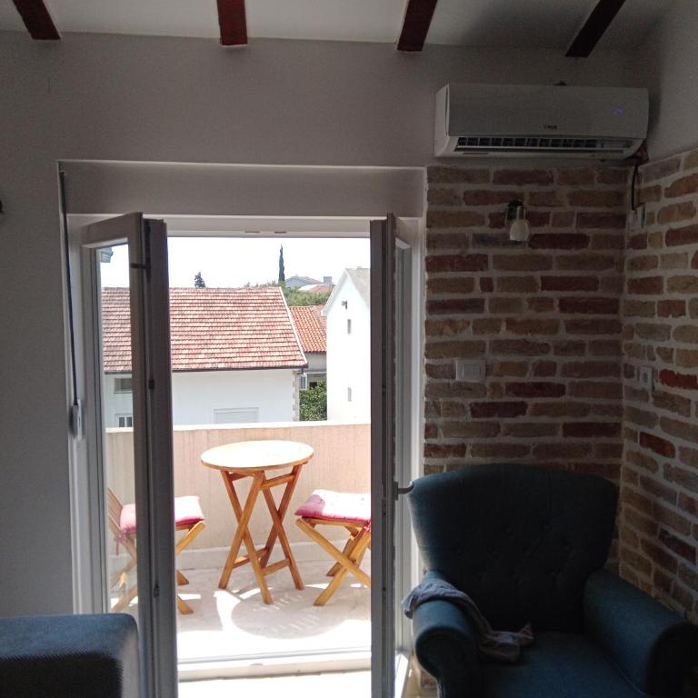 Budva stan Natasa - Two-Bedroom Apartment - 53