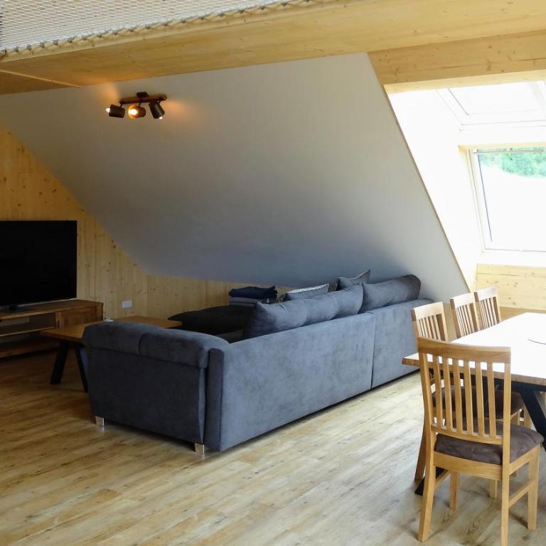BaumKrone im Happy Allgäu - 2-stöckige Wohnung mit Wohnnetz - Three-Bedroom Apartment - 9