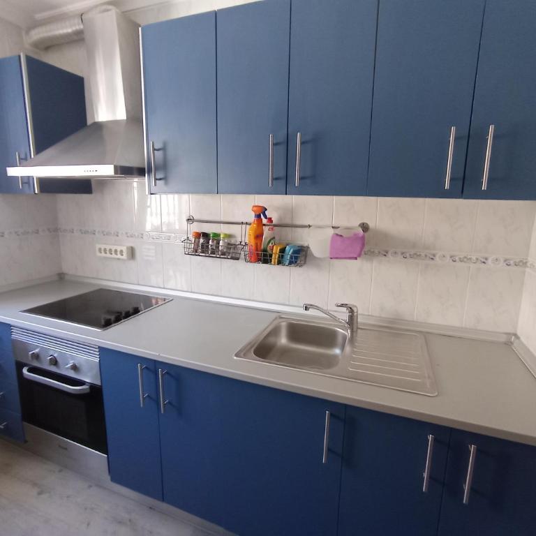 Apartamento, dos dormitorios, tipo ático cerca del centro - Apartamento de 2 dormitorios - 12