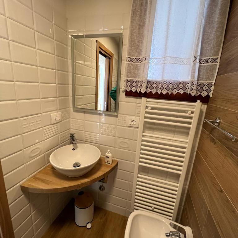Trilocale nuovo in montagna, passeggiate e relax! - Two-Bedroom Apartment - 10