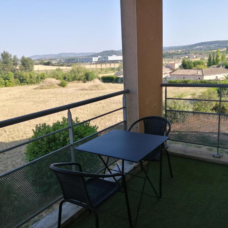 Le cocon de Marie,piscine, balcon, parking gratuit, baignoire - Apartamento de 1 dormitorio - 4