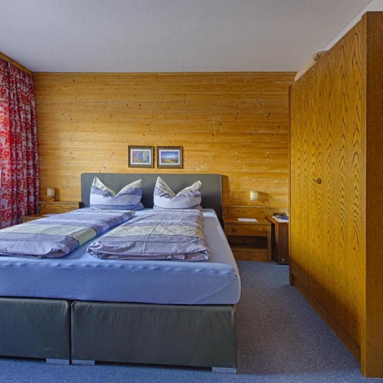 Garni Fischer - Doppelzimmer mit Balkon - 2