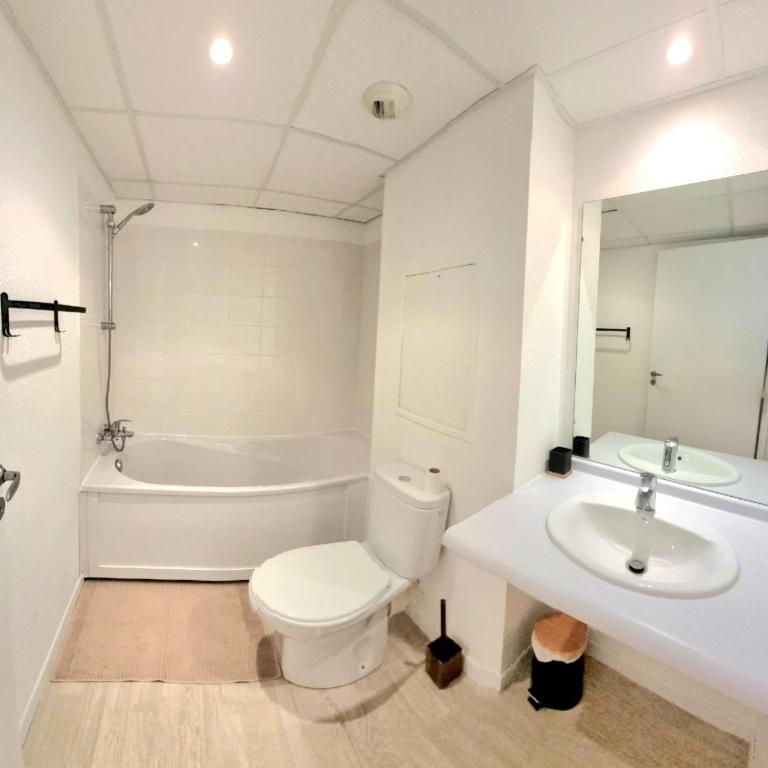 STUDIO COSY - VUE MONTAGNE - CLIM - GARE - Apartamento de 1 dormitorio - 4
