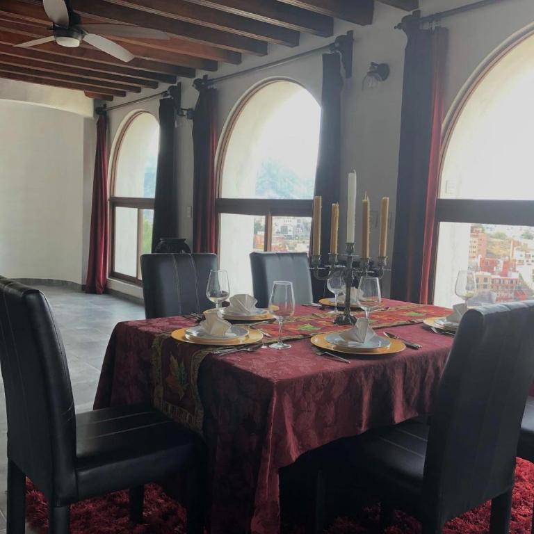 Castillo De La Santa Cruz - Two-Bedroom Apartment - 7