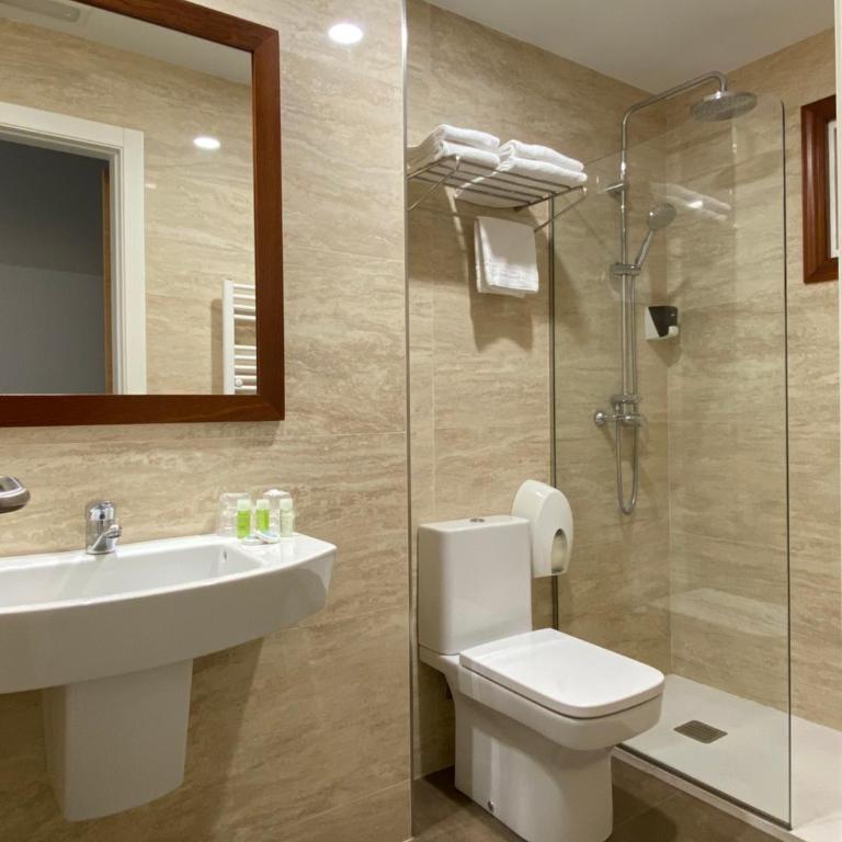 Hotel Arsus - Habitación Familiar (2 adultos + 1 niño) - 1