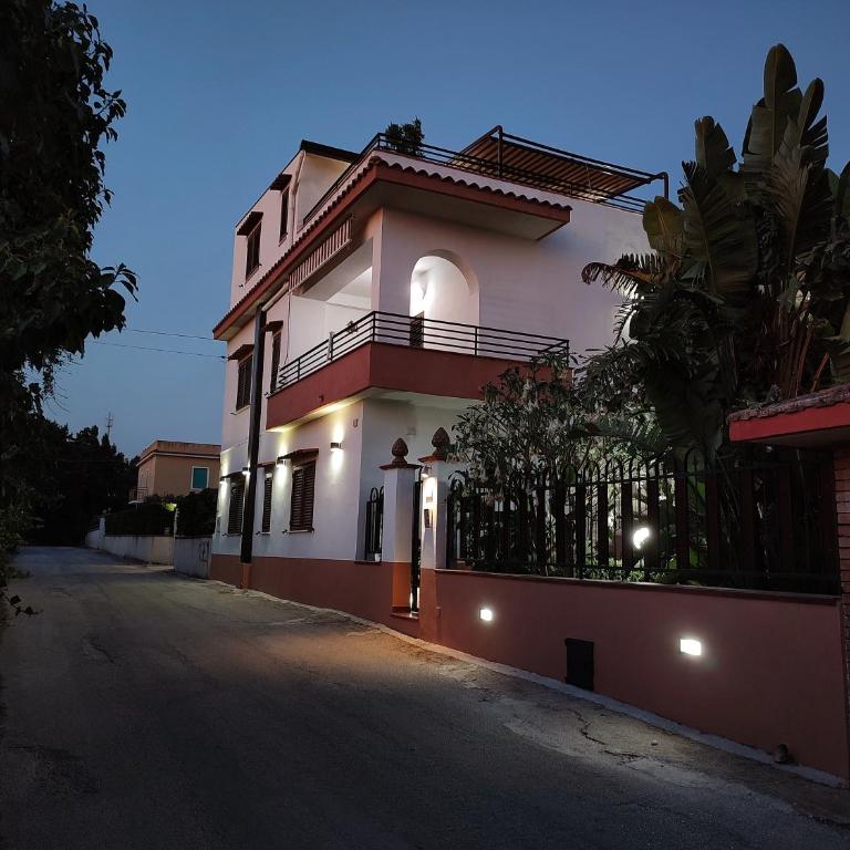 Sanmarcomare - Two-Bedroom Apartment - 29