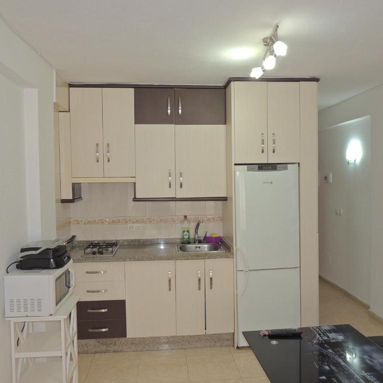 Estudio en playa de Fuengirola wifi - Studio Apartment - 4