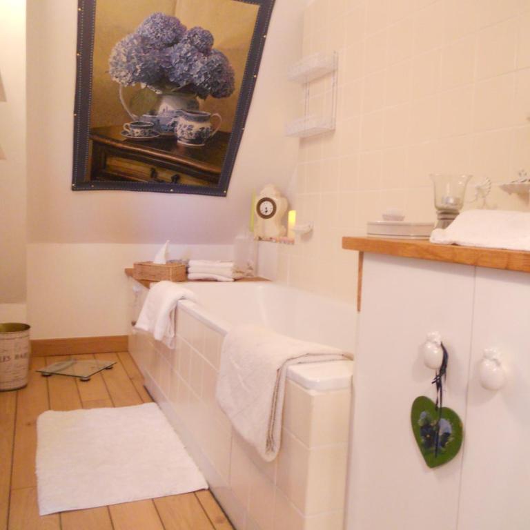 chambres d'hotes le nid du phare avec option jacuzzi privé - Chambre Double Supérieure avec Bain à Remous - 38