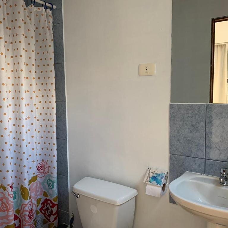 Hostal Iria - Habitación Individual con baño compartido - 10