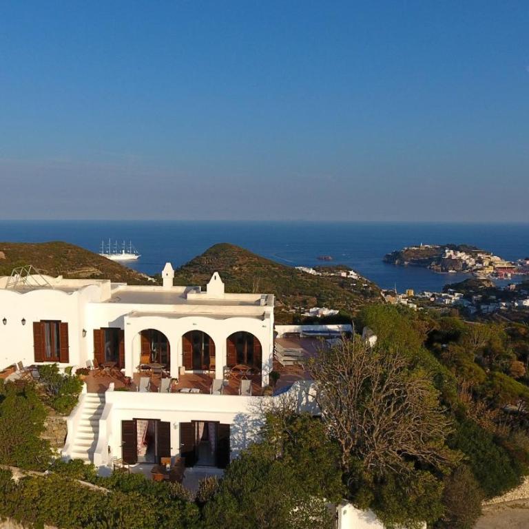Guest House Villa Il Gabbiano - Camera Matrimoniale/Doppia con Letti Singoli con Vista Mare - 22
